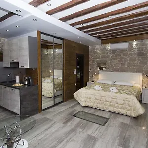 https://villa-domina.splithotels.org