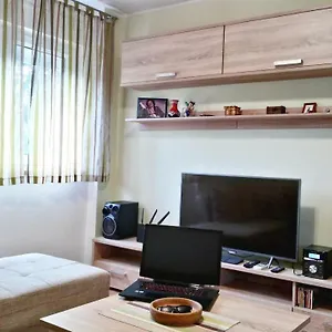 https://apartment-romina-pula.pula-hotels.org