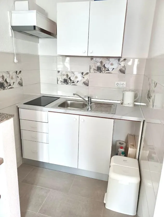 Ferienwohnung Ela I Gabi Omišalj Privatunterkunft