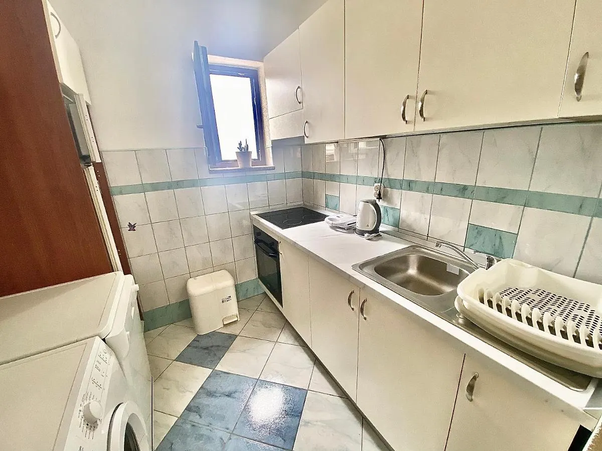 Ferienwohnung Ela I Gabi Omišalj Privatunterkunft