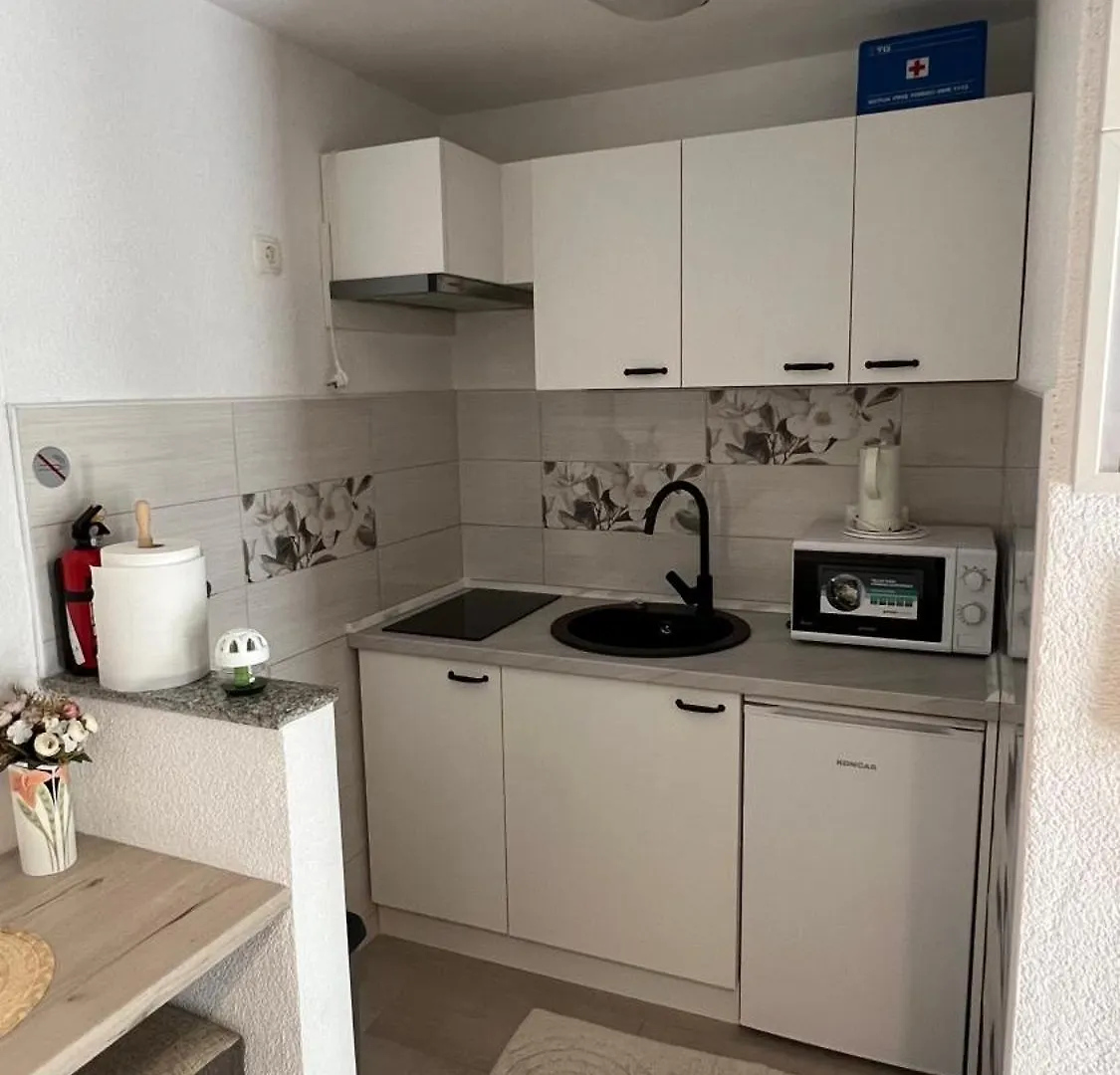Privatunterkunft Ferienwohnung Ela I Gabi Omišalj Kroatien